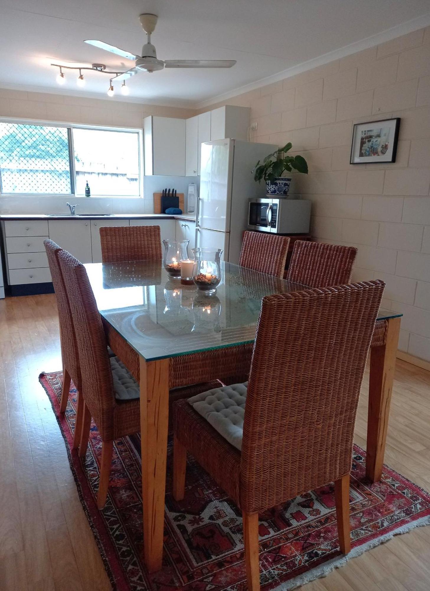J & Ella'S Holiday House - 2 Bedroom, 2 Bathroom Home Cooktown Exterior photo
